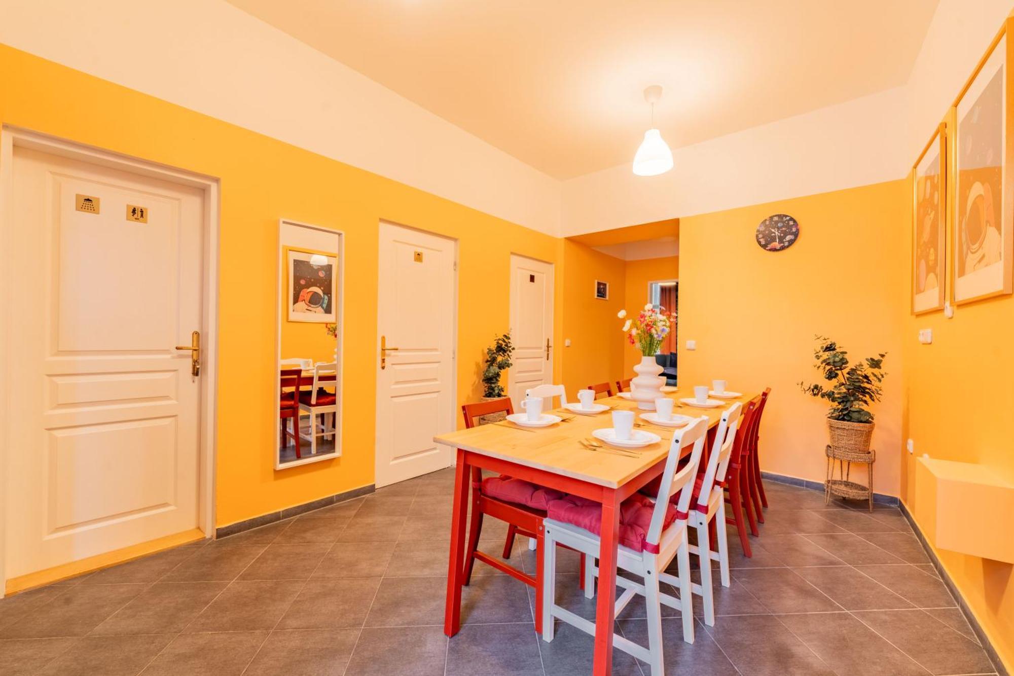 Stellar Female Hostel Prága Kültér fotó